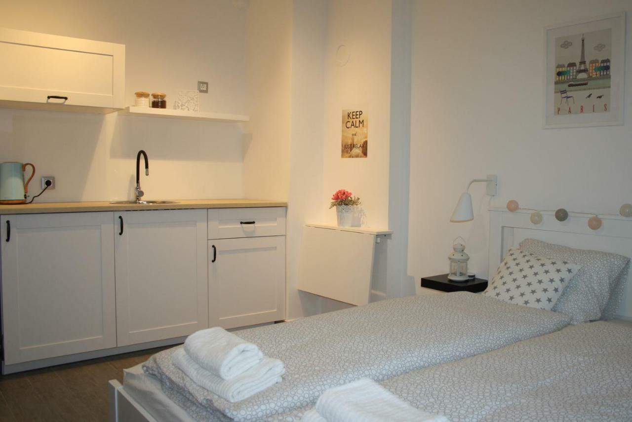 Studio Apartman Centar Джяково Екстер'єр фото