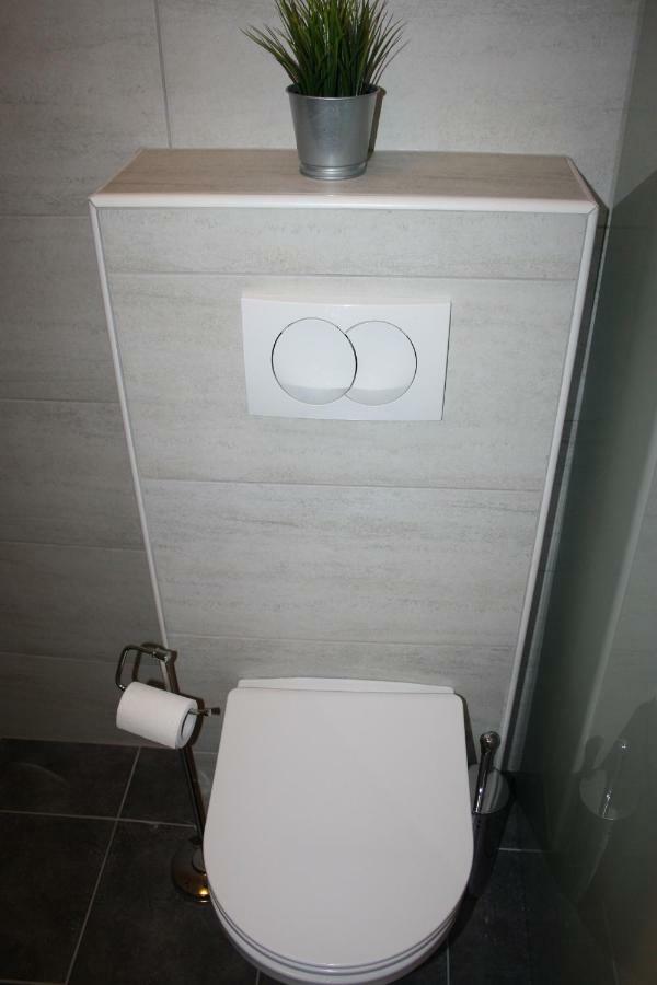 Studio Apartman Centar Джяково Екстер'єр фото